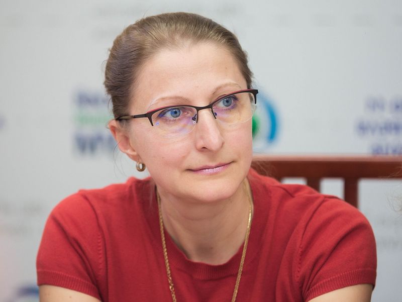 Главный врач ОКБ Ханты-Мансийска Елена Кутефа приняла участие в пленарной сессии «Роль женщин в формировании здорового будущего» Главный врач ОКБ Ханты-Мансийска Елена Кутефа приняла участие в пленарной сессии «Роль женщин в формировании здорового будущего»