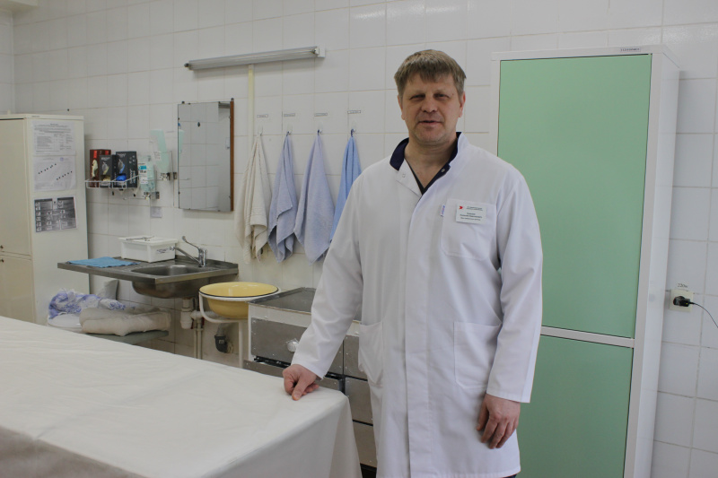 Врач Нижневартовской городской поликлиники рассказал, почему боль в спине нельзя списывать только на усталость