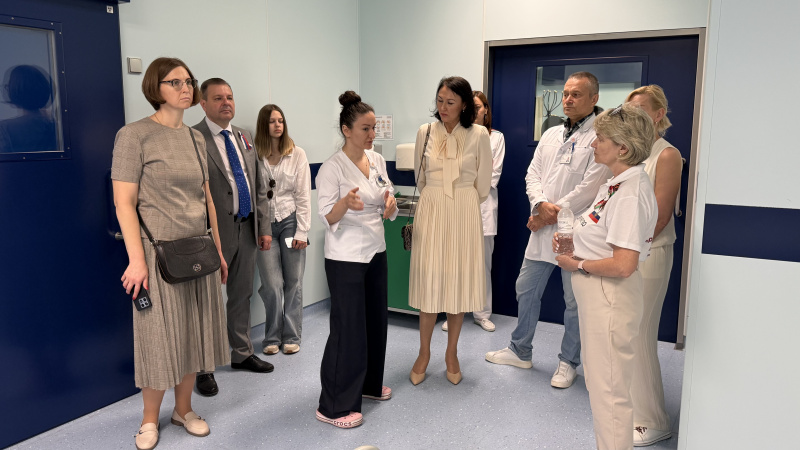 Кардиодиспансер посетила международная делегация