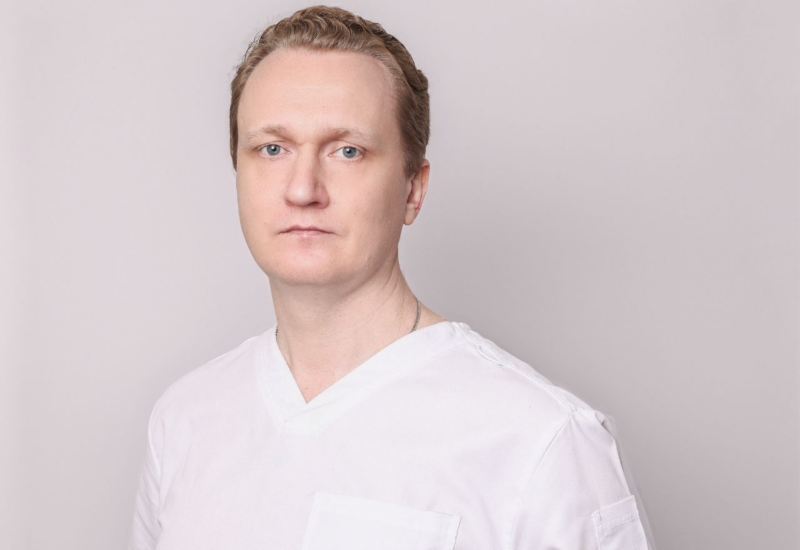 «Ты знаешь, что такое ИППП?» Как говорить с подростками о близости — взгляд психиатра-сексолога
