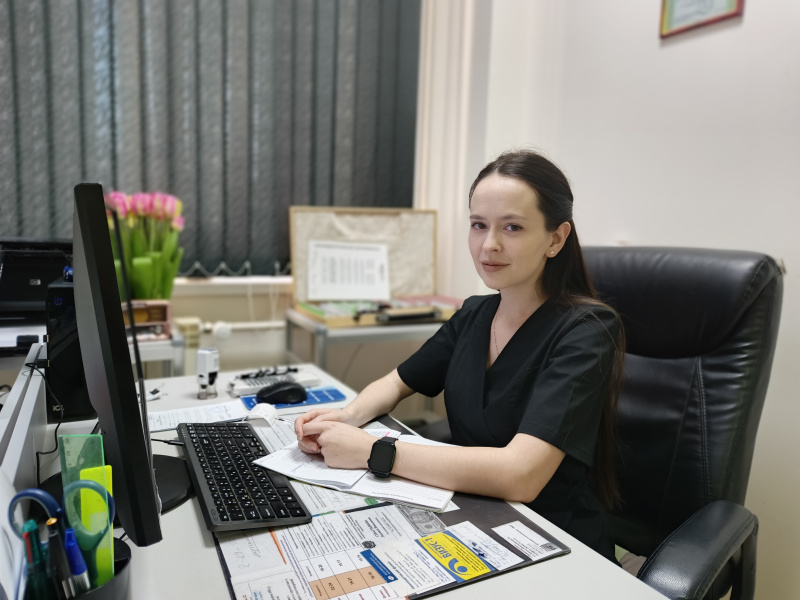 Гаджеты не вредят глазам, если ребенок много гуляет