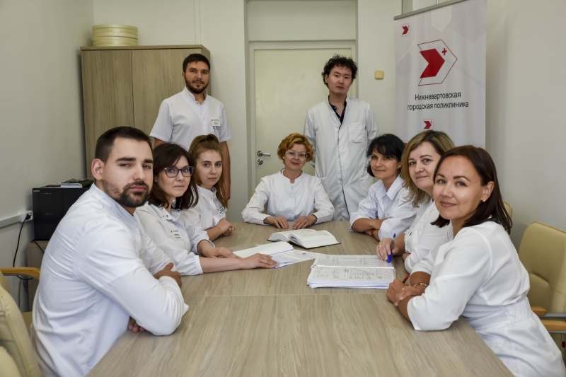 Молодые специалисты городской поликлиники представили клинический разбор в рамках программы наставничества