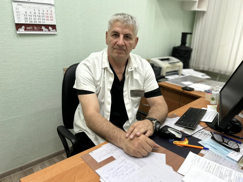 Миссия милосердия и профессионализма: Путь врача-травматолога Ахмеда Хадуев от Мегиона до Макеевки
